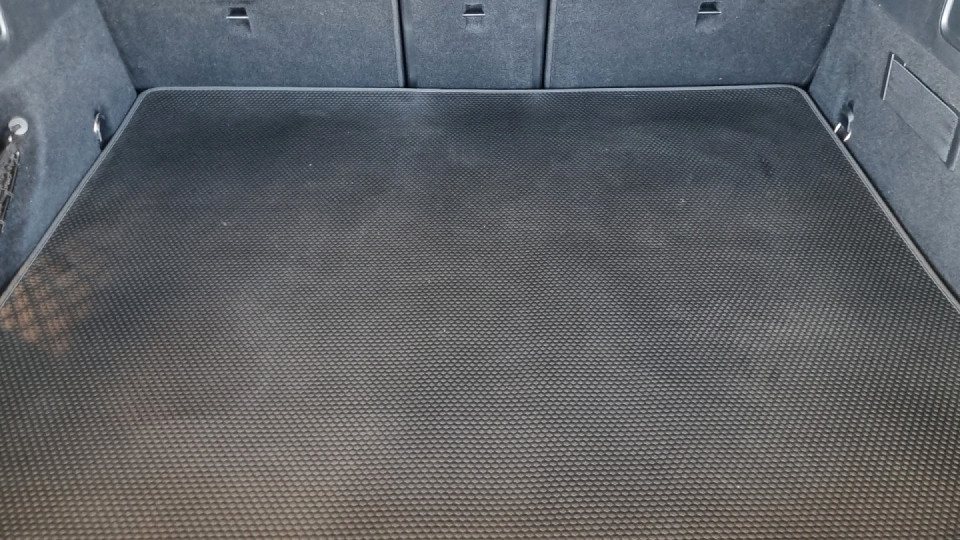 Photo 12 of 20
