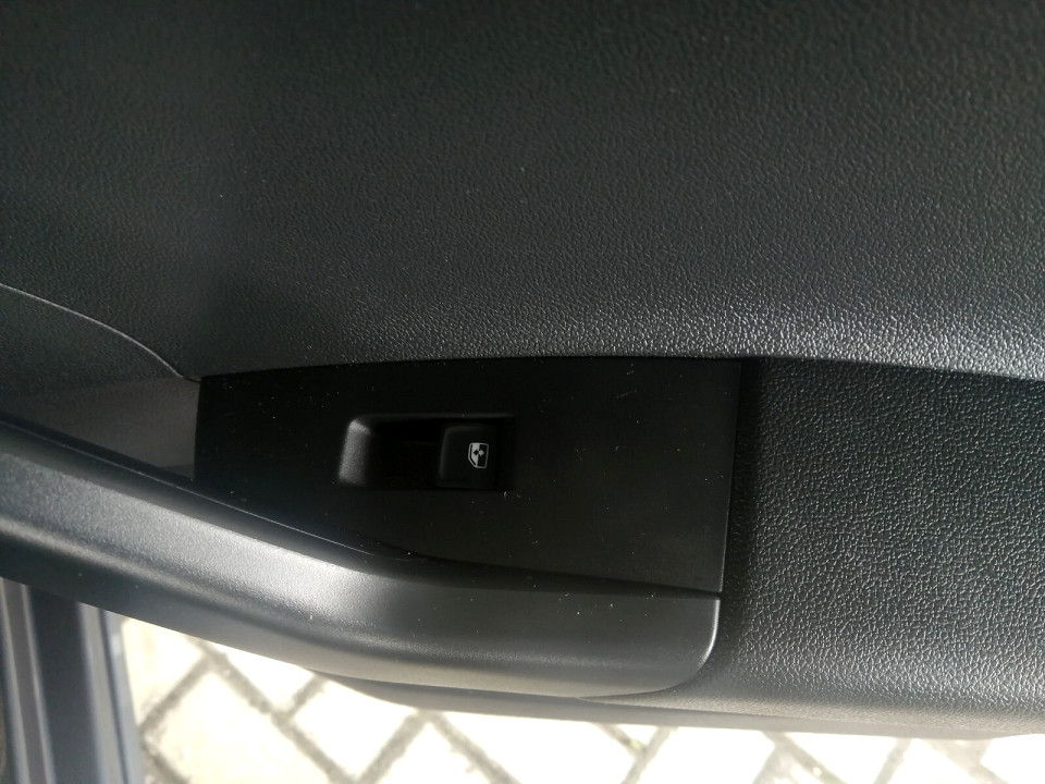 Photo 10 of 20