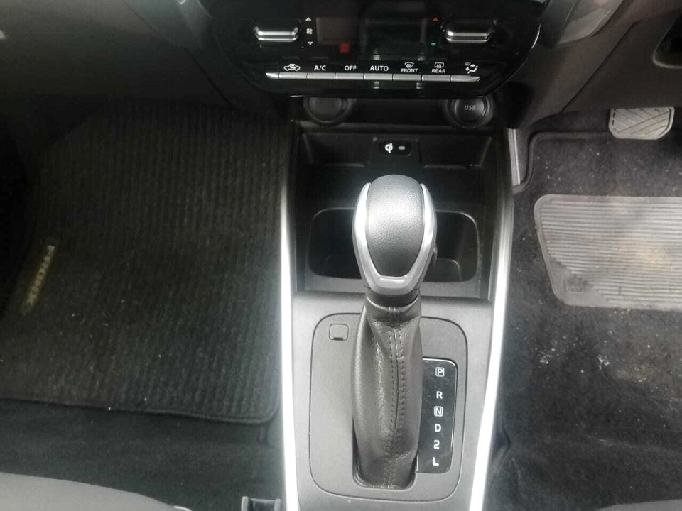 Photo 16 of 23