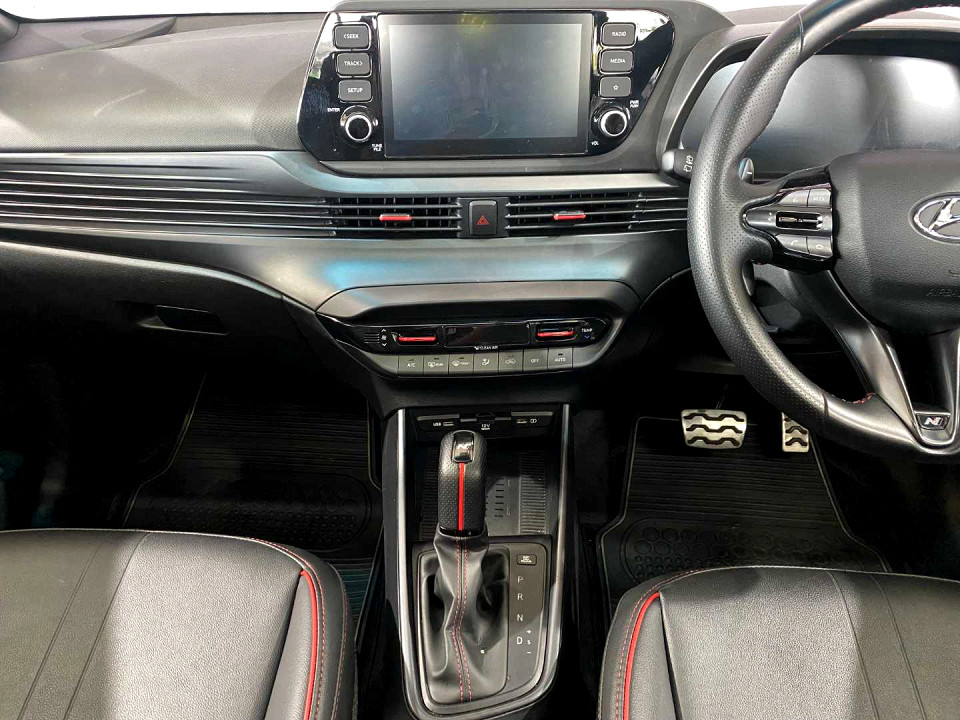 Photo 18 of 20