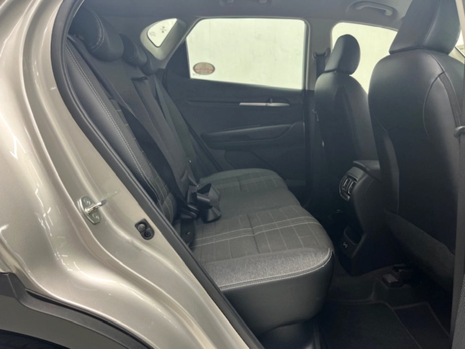 Photo 10 of 25