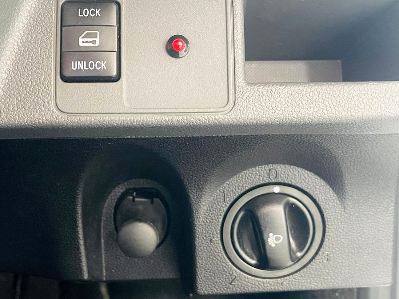 Photo 16 of 18