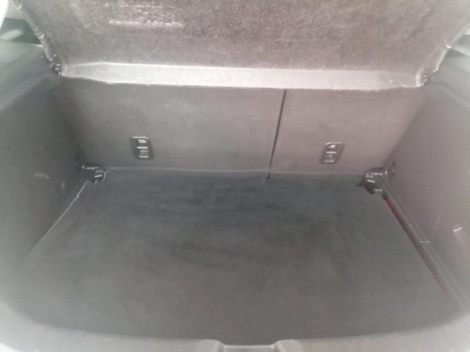 Photo 14 of 16