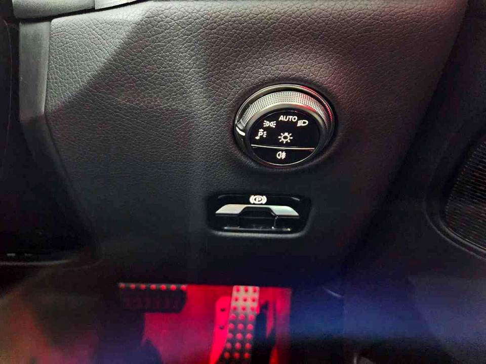 Photo 18 of 20