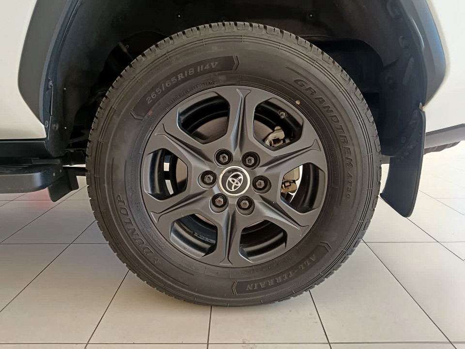 Photo 20 of 27