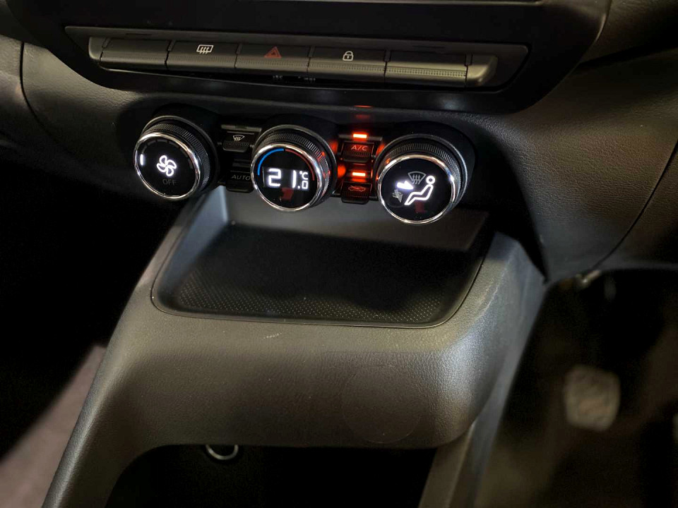 Photo 14 of 20