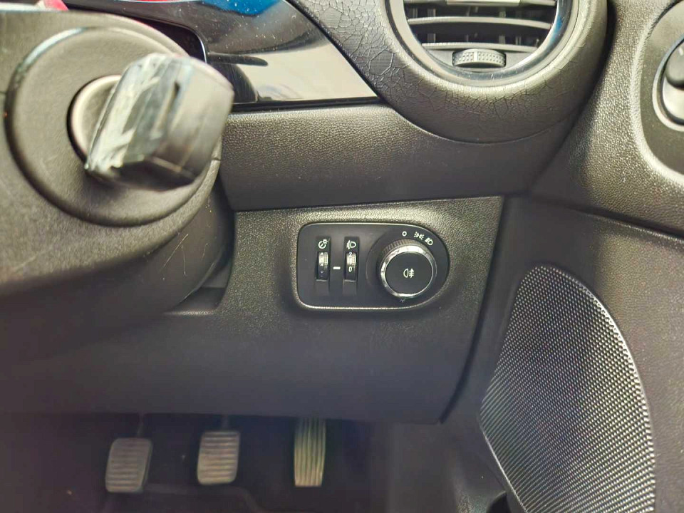 Photo 18 of 20