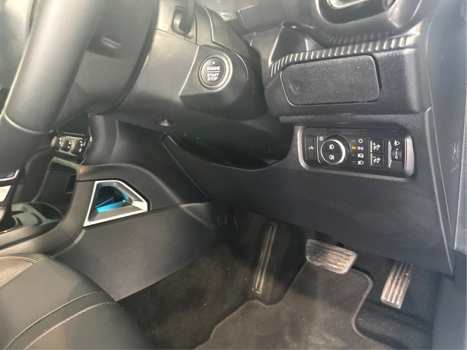 Photo 13 of 20