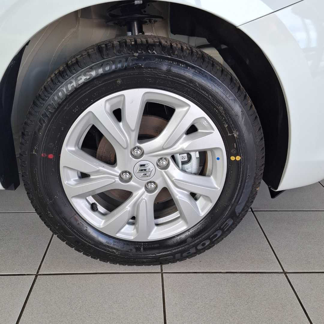 Photo 9 of 24