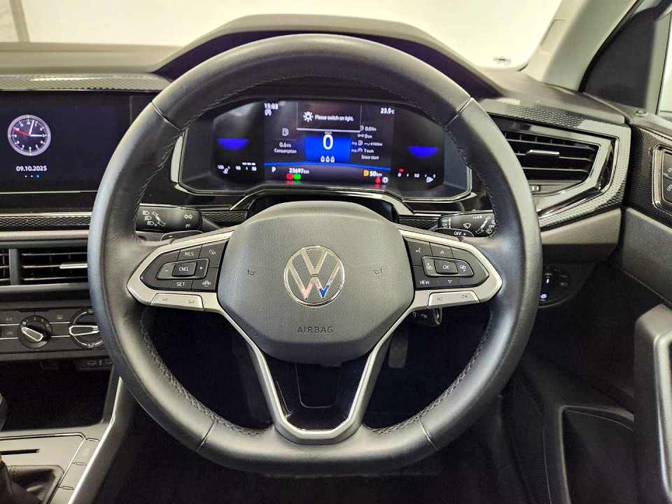 Photo 14 of 20