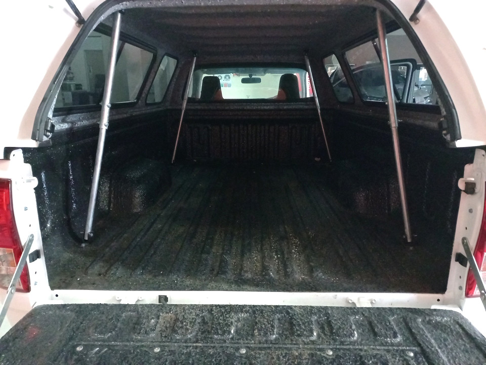Photo 16 of 23