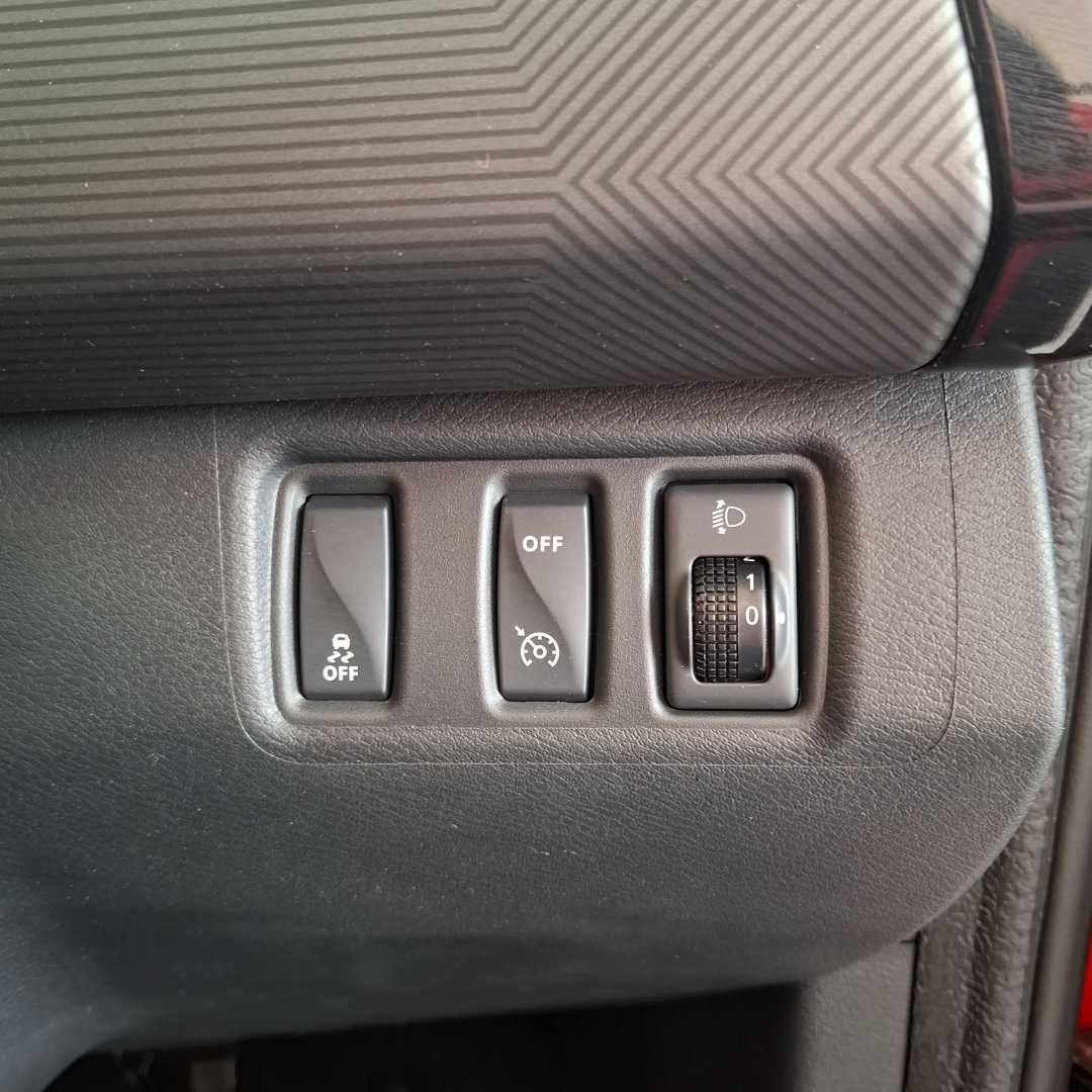 Photo 17 of 28