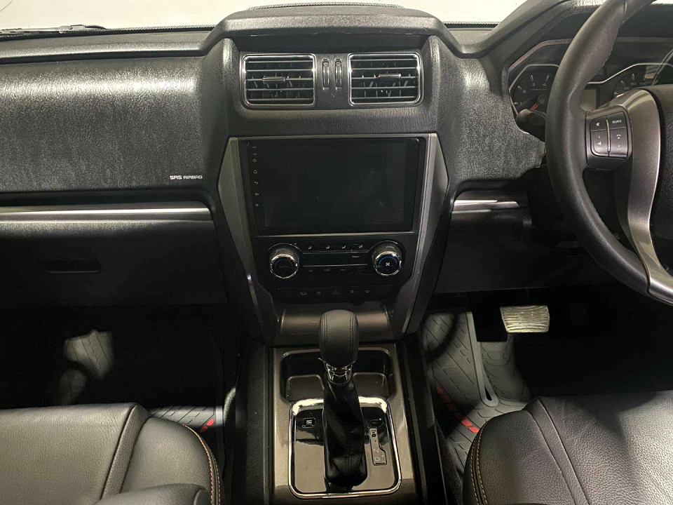 Photo 18 of 20