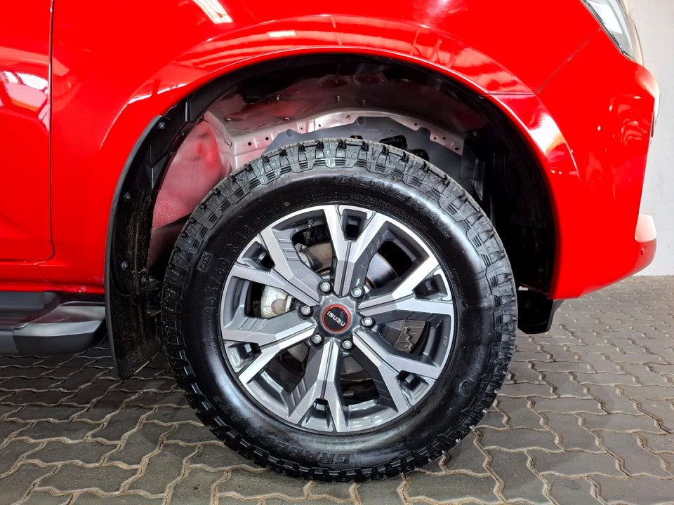 Photo 9 of 20