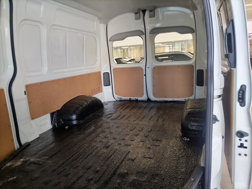 Photo 16 of 24