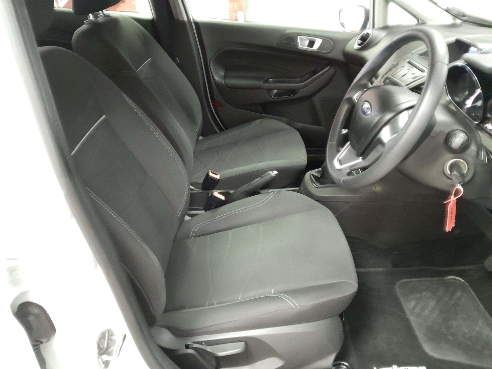 Photo 11 of 20