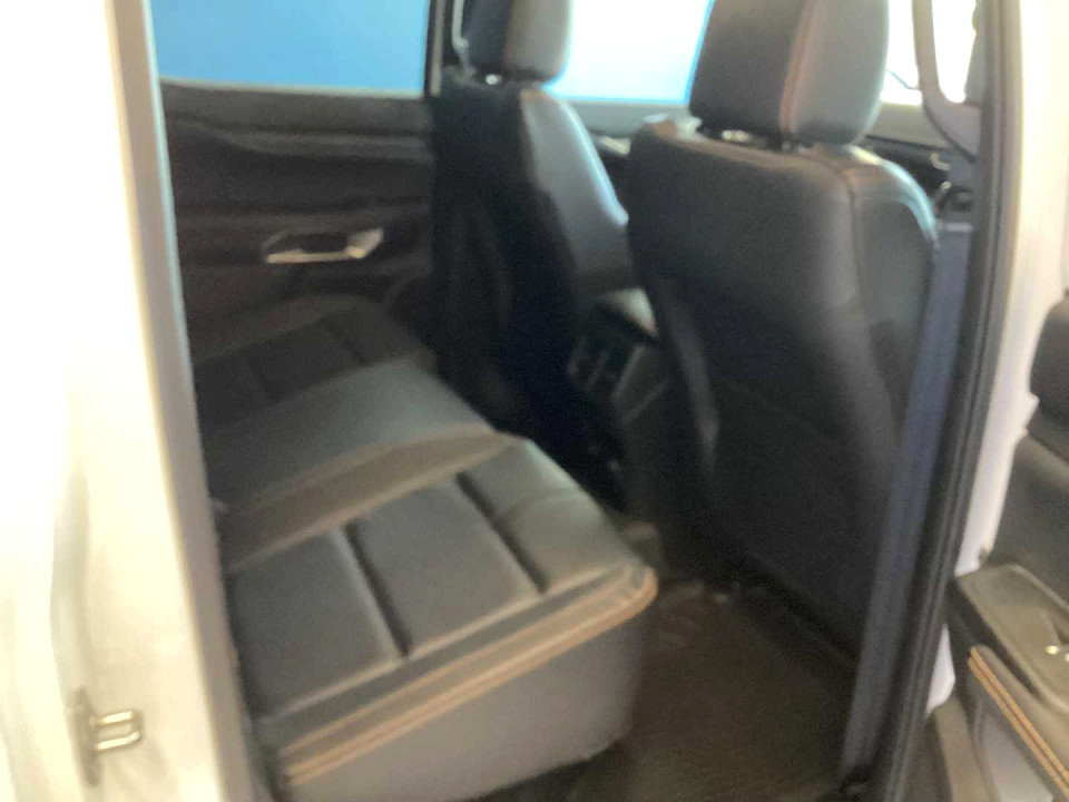 Photo 3 of 8