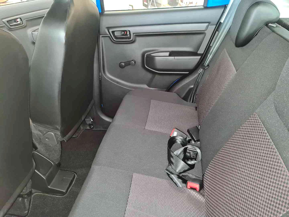 Photo 19 of 21