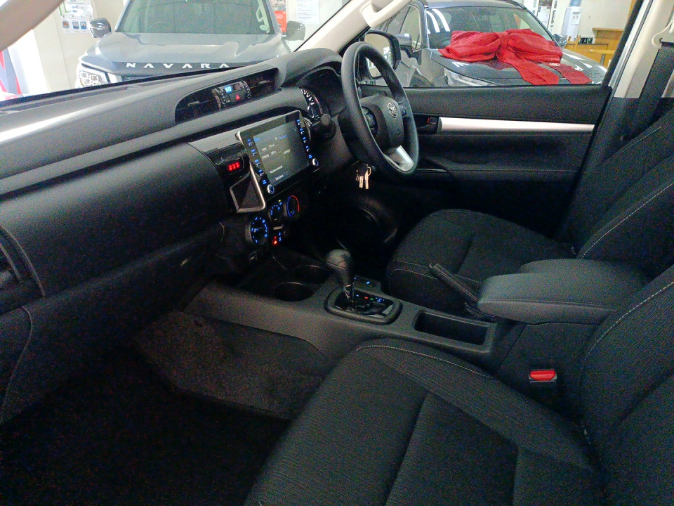 Photo 7 of 27