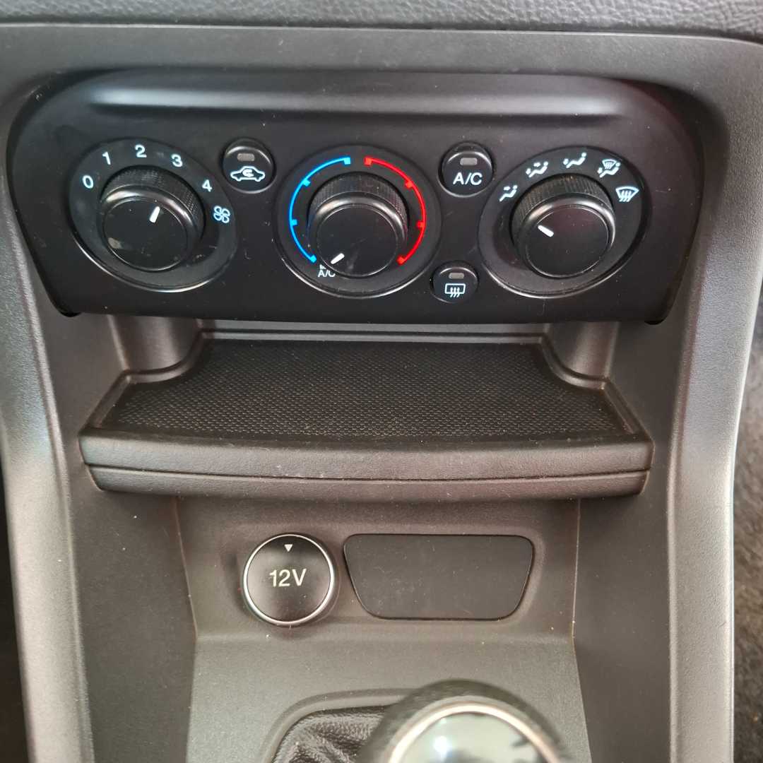 Photo 14 of 20