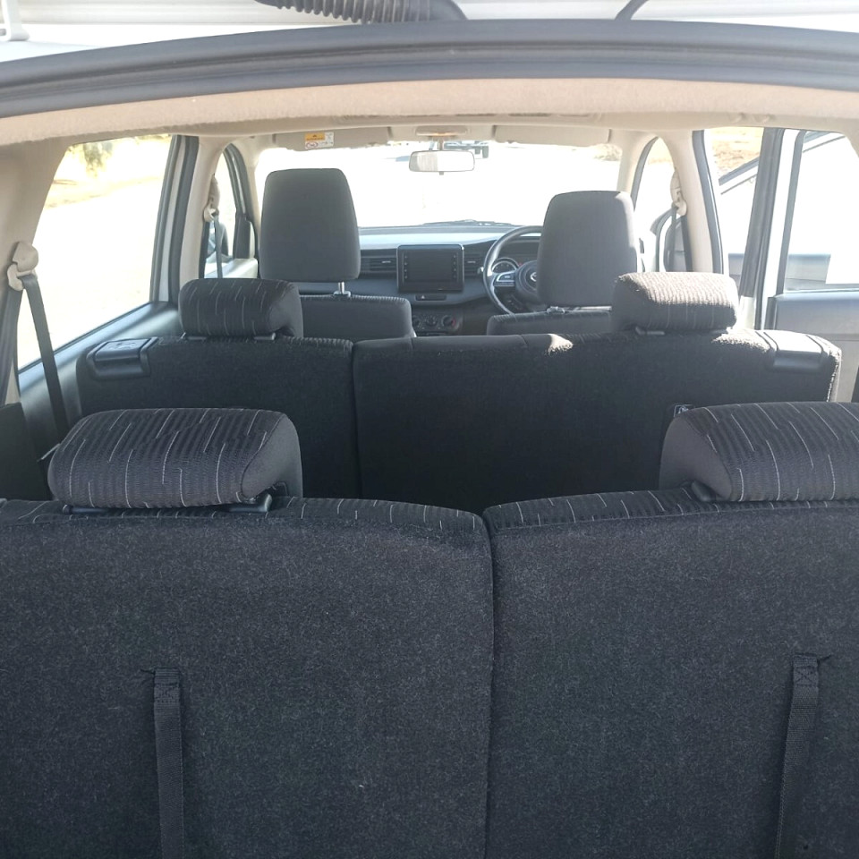 Photo 18 of 21