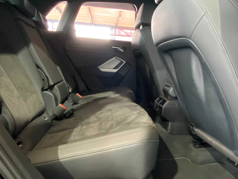 Photo 10 of 20