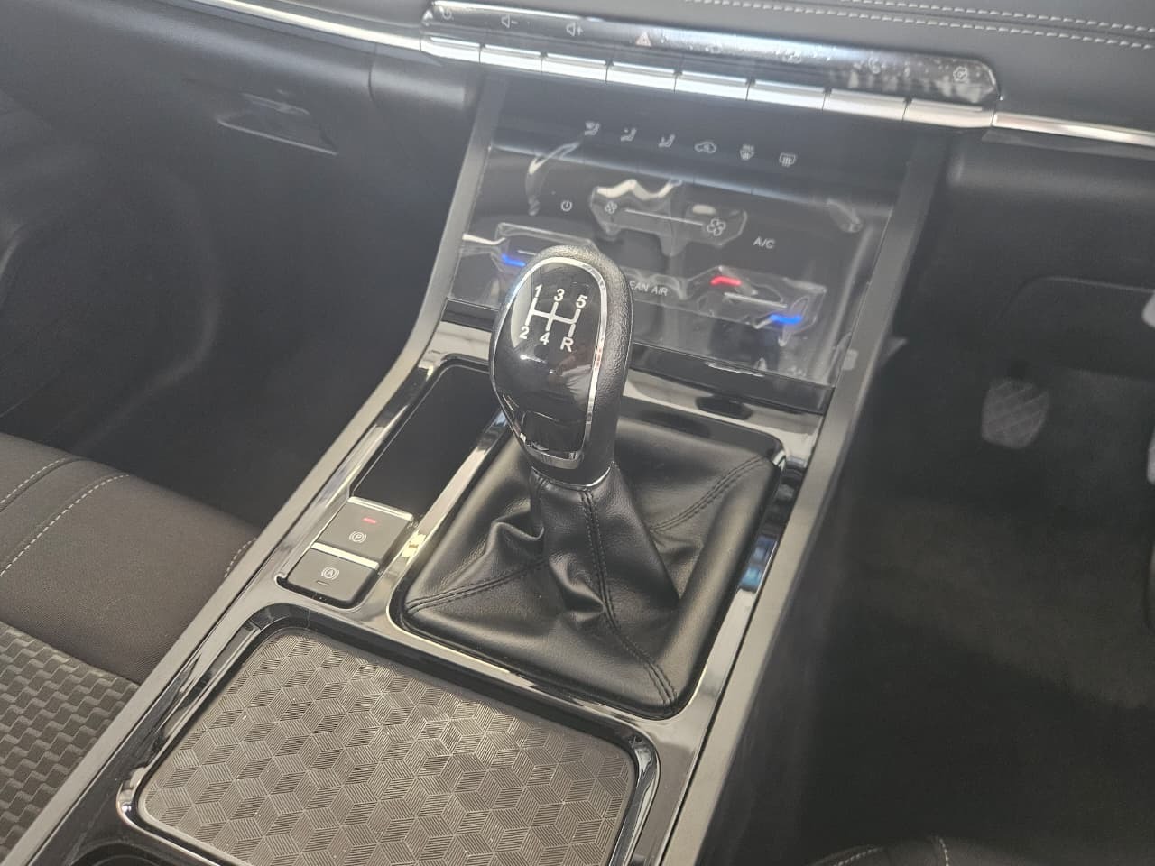 Photo 16 of 20