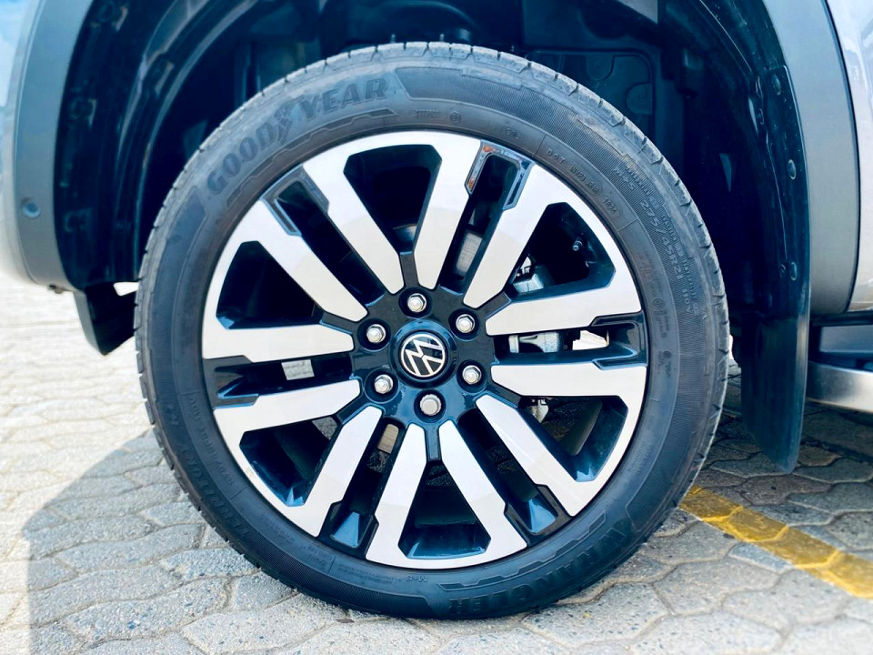 Photo 4 of 17
