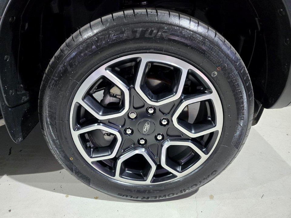 Photo 15 of 16