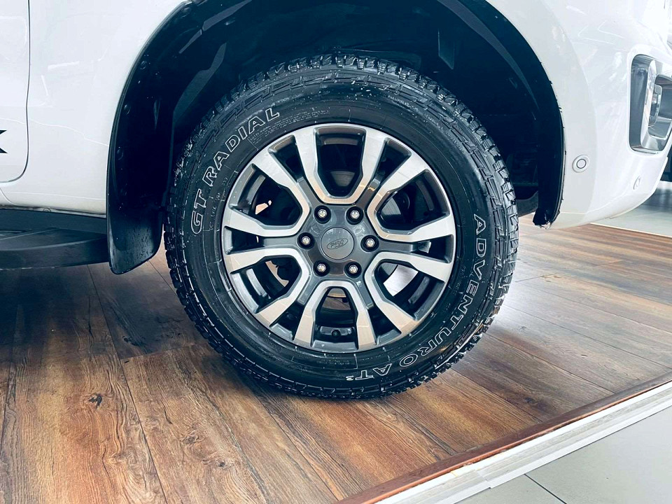 Photo 9 of 20
