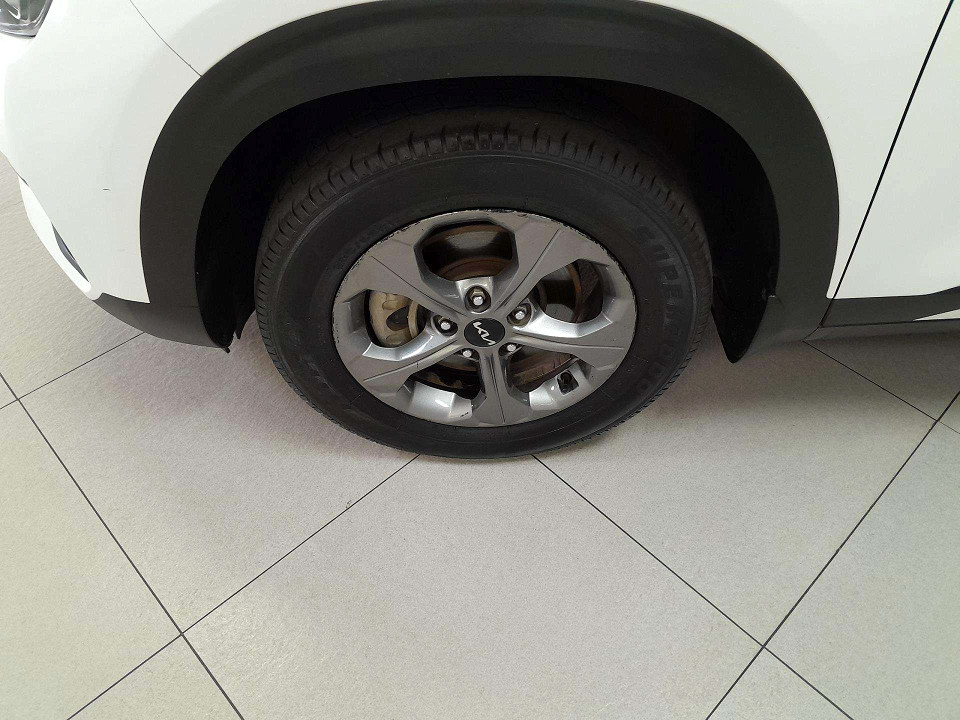 Photo 10 of 20