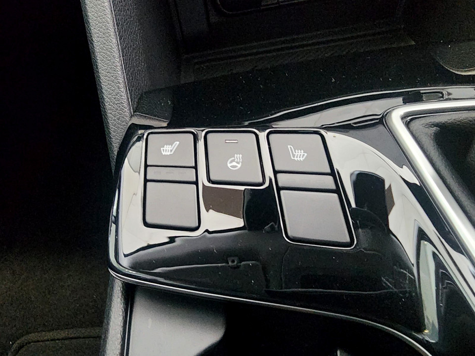 Photo 16 of 20