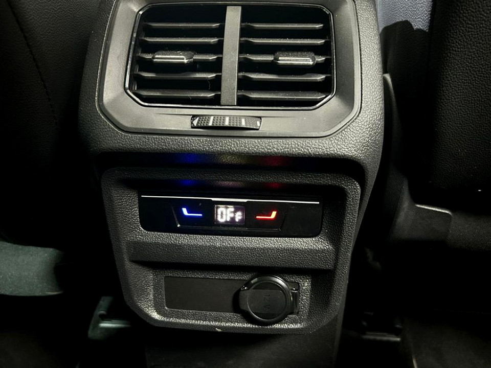 Photo 18 of 23