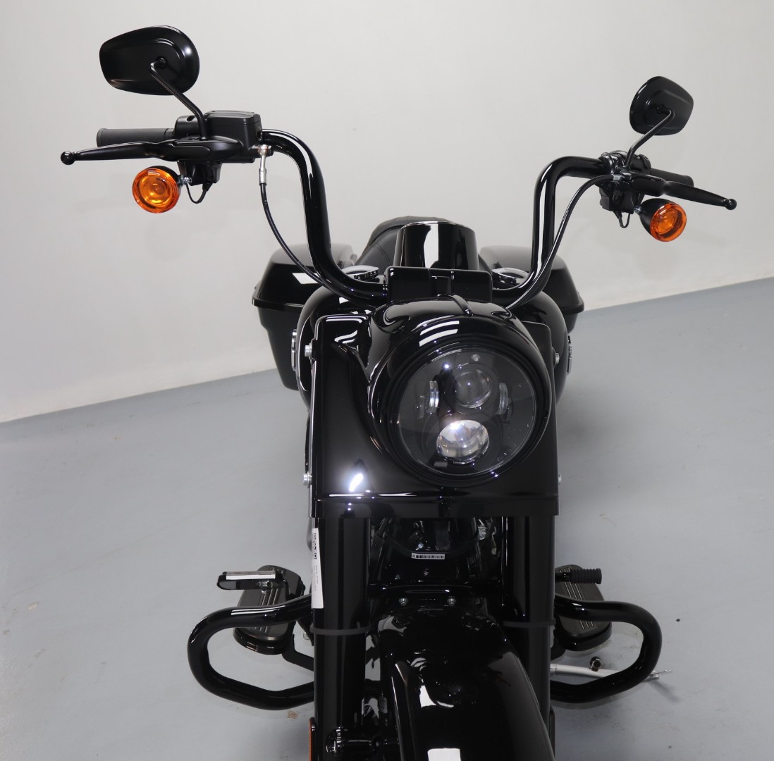 Photo 4 of 10