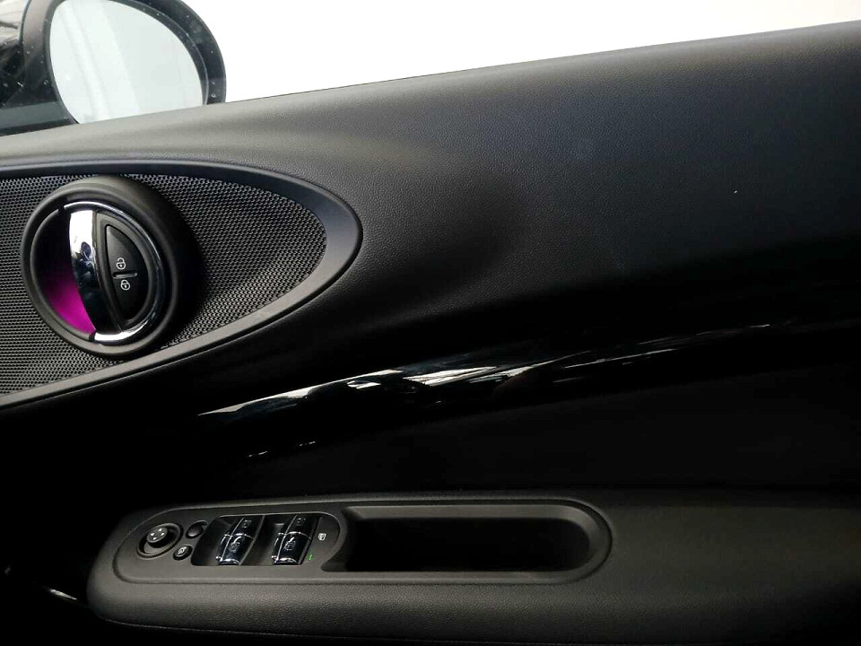 Photo 18 of 18