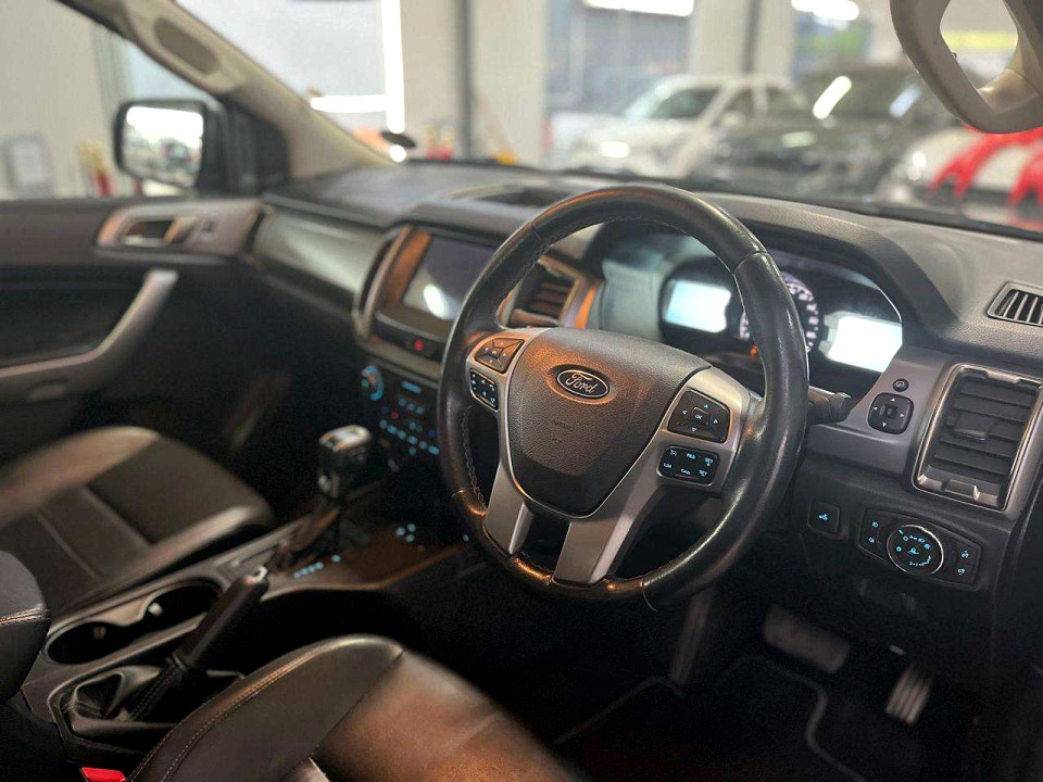 Photo 8 of 20