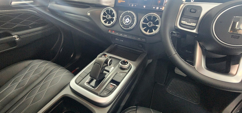 Photo 17 of 23