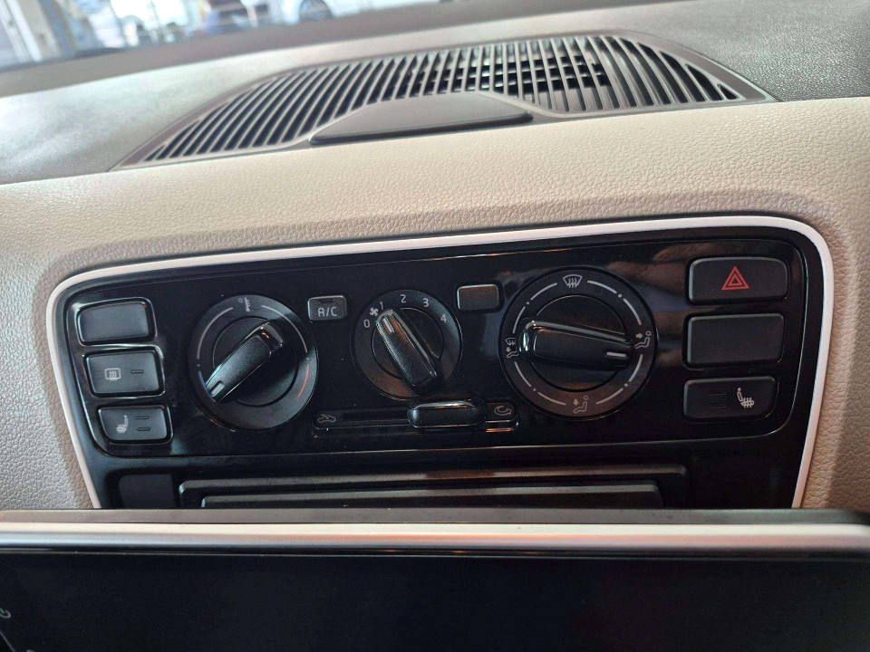 Photo 15 of 20