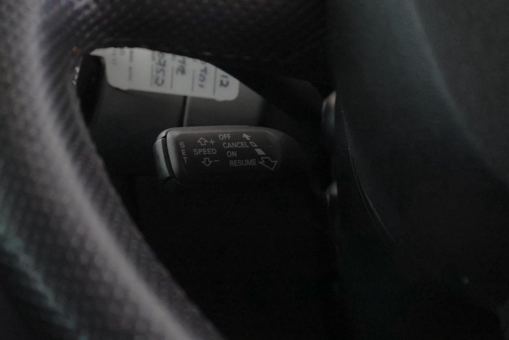 Photo 16 of 25