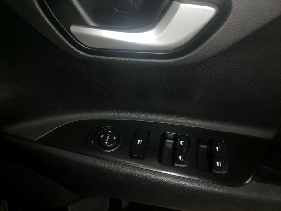 Photo 13 of 14
