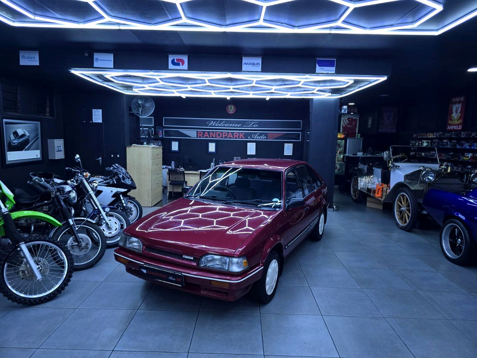 MAZDA 323 130 STING HATCH