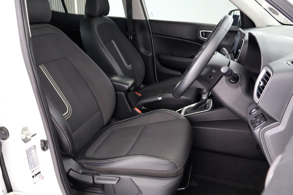 Photo 17 of 19