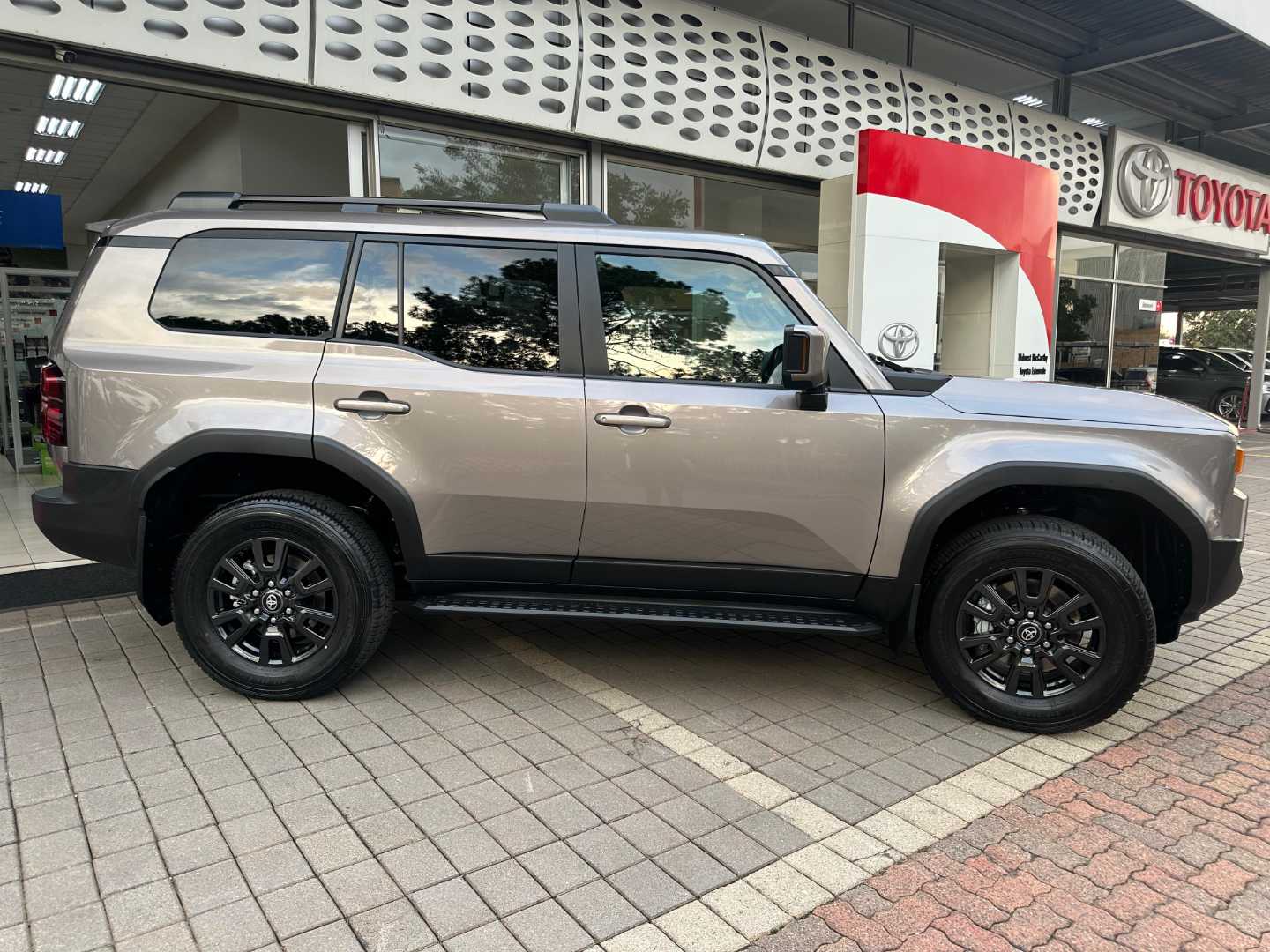 Photo 12 of 20