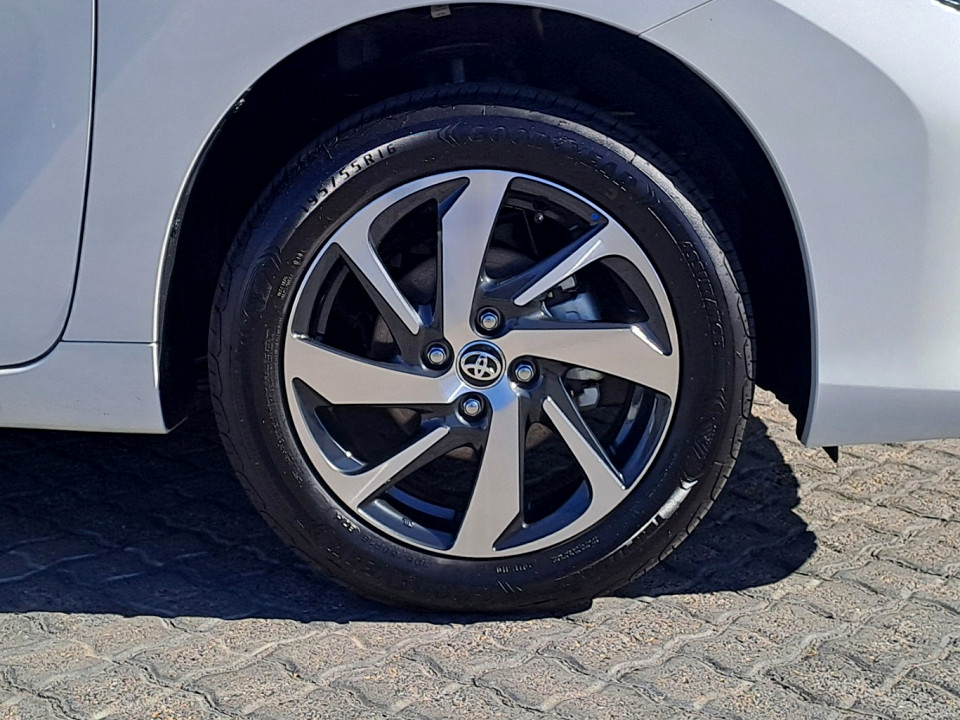 Photo 4 of 18