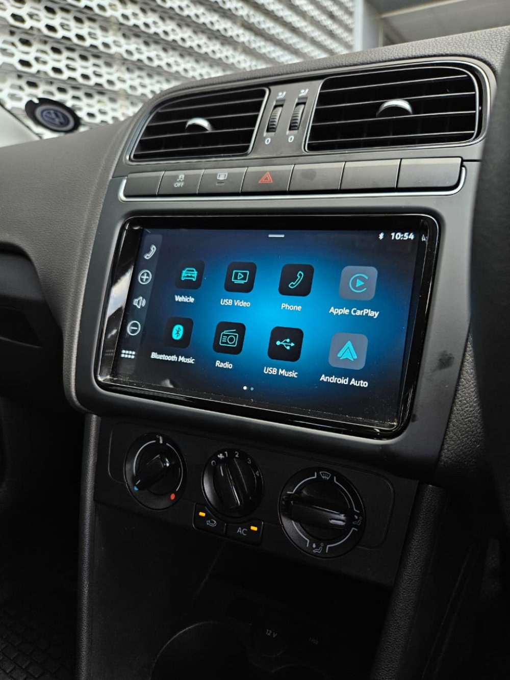 Photo 13 of 14