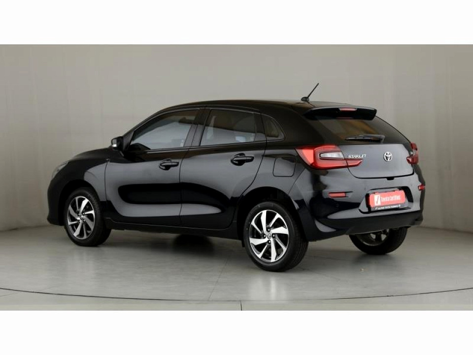 Photo 22 of 28