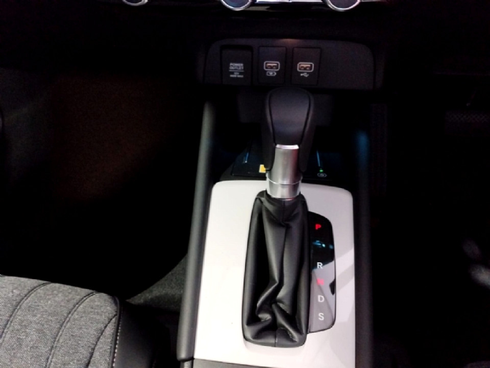 Photo 12 of 18