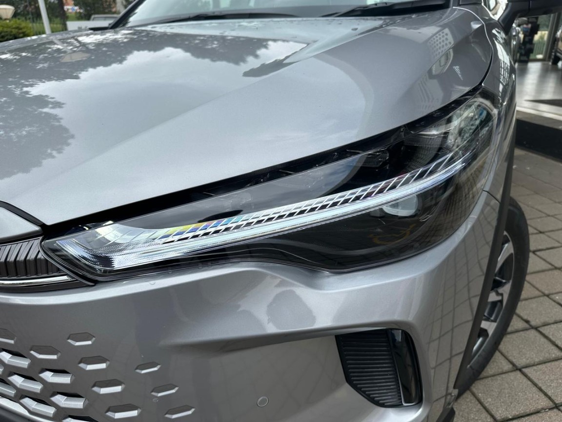 Photo 3 of 20