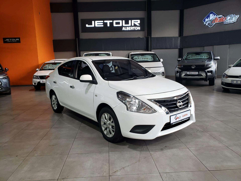 Photo 3 of 17