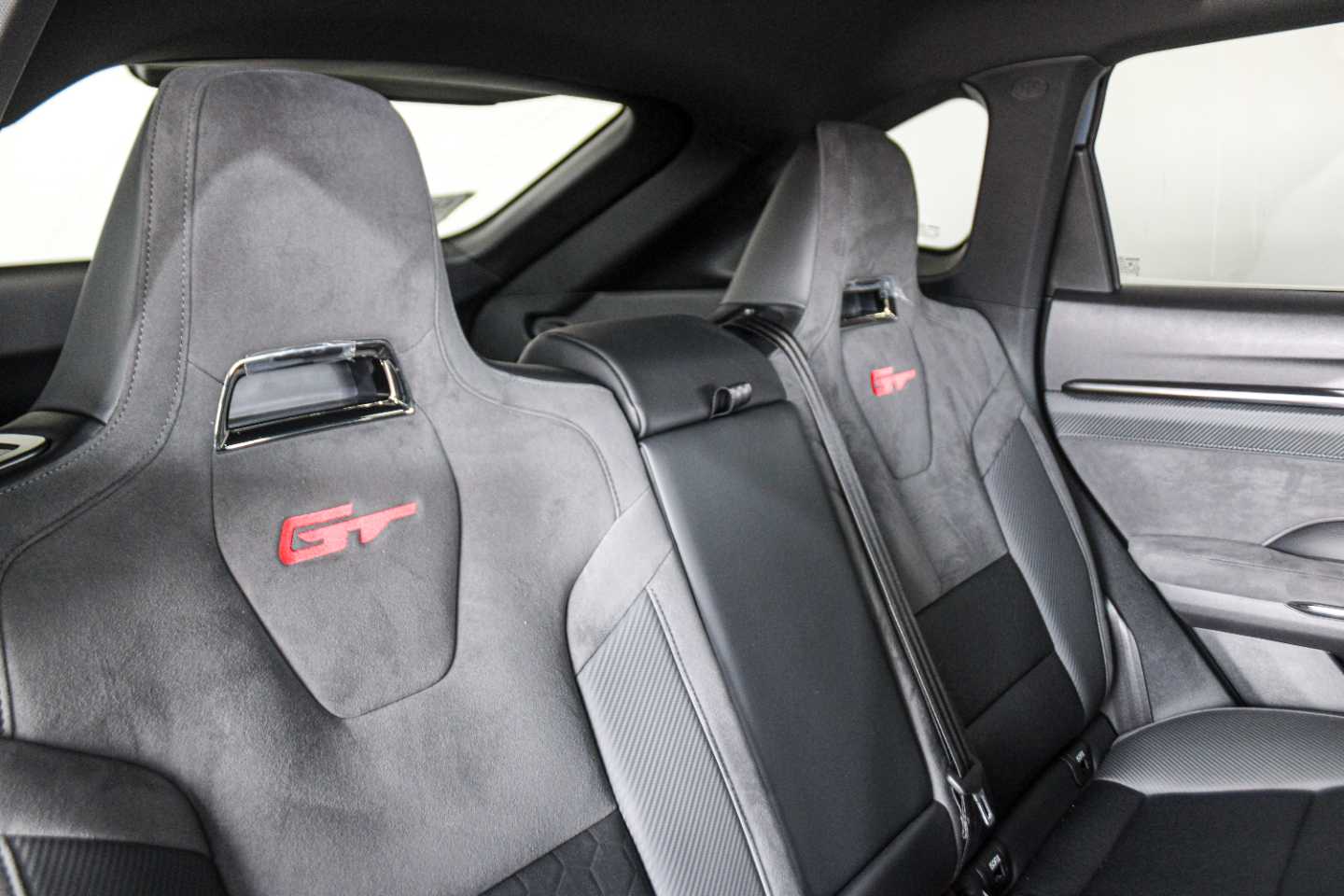 Photo 16 of 21
